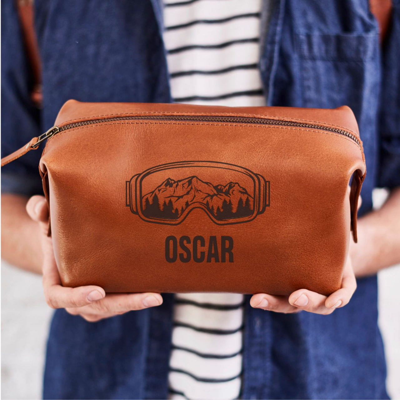 Snowboarding Skiing Leather Wash Bag