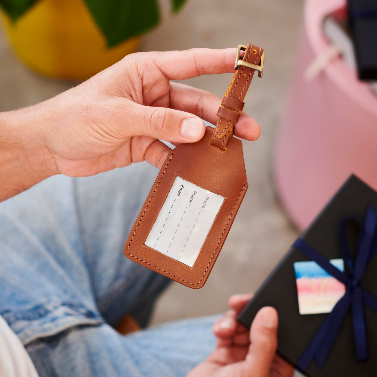 Leather Golf AirTag Holder Bag Tag