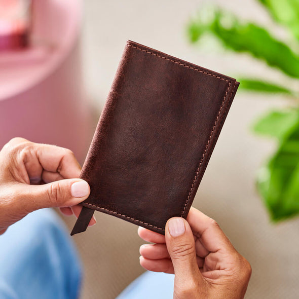 Leather Passport Cover - Worlds Your Oyster