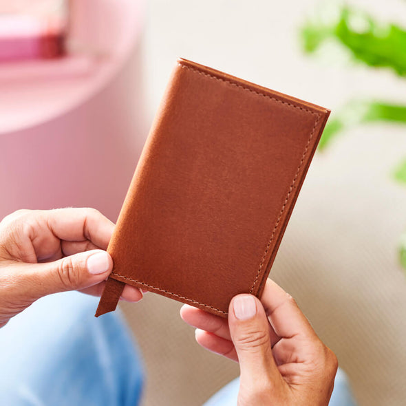 Leather Passport Cover - Worlds Your Oyster