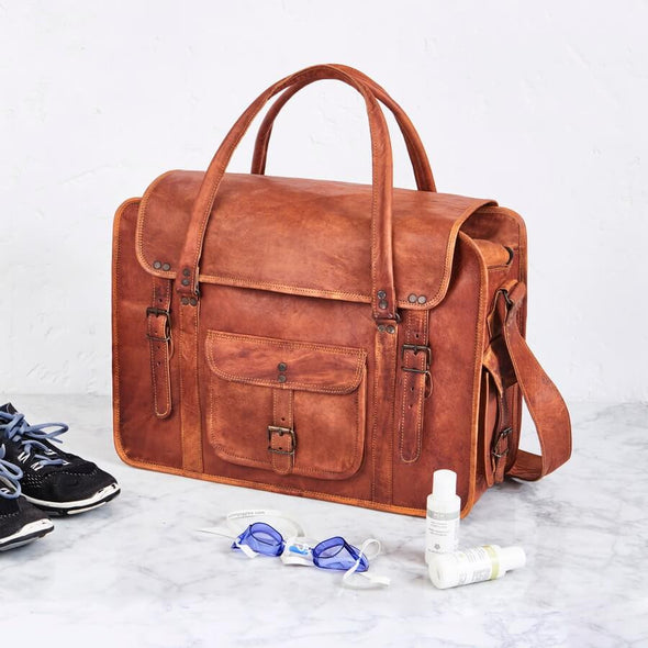 Large tan leather weekend bag