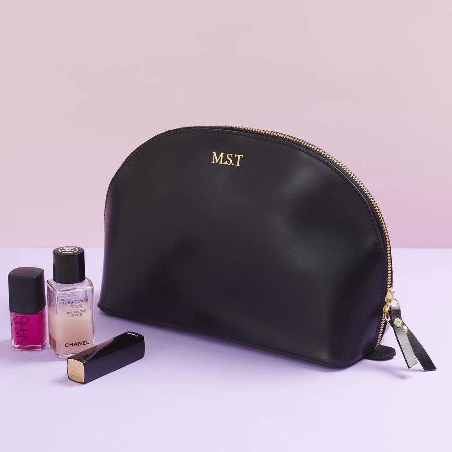 Lunar Leather Toiletry Bag Black embossed