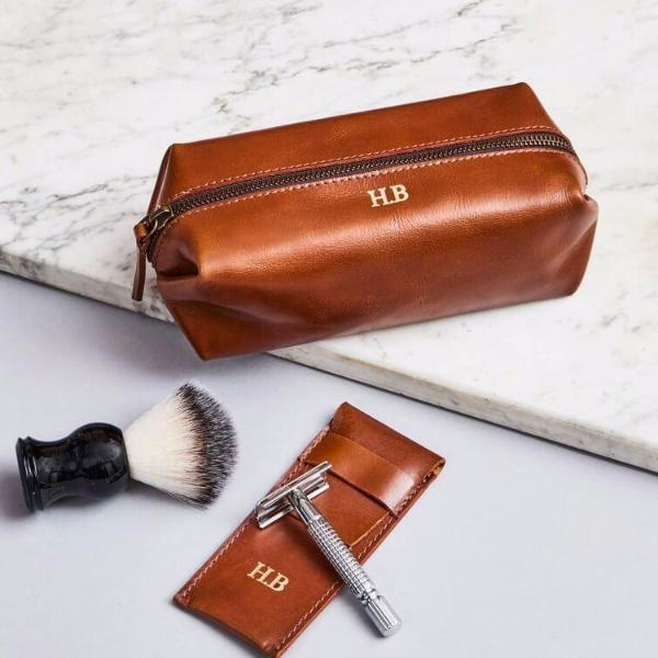 Beautiful Range of Leather Wash Bags, Shaving Bags and Toiletry