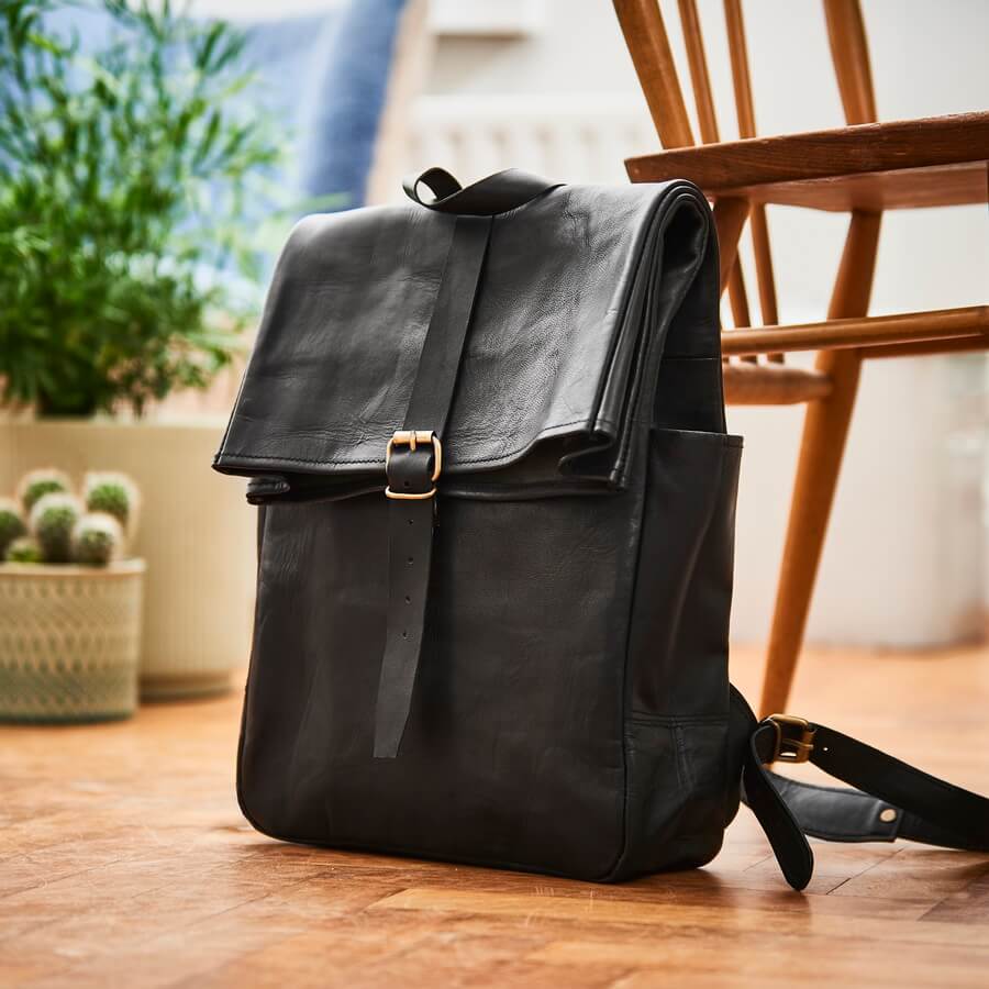 Leather Backpacks and Bags For Men - Inspired By Vintage Classics. – Vida  Vida Leather Bags & Accessories