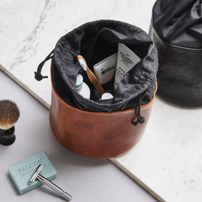 Luxury real leather wash bag in tan and black leather