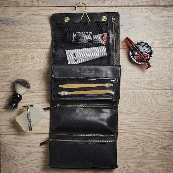 Black Leather Hanging Wash Bag for Men Contents