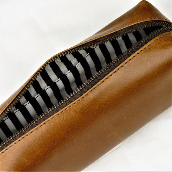 Inside pencil case in brown leather with striped lining