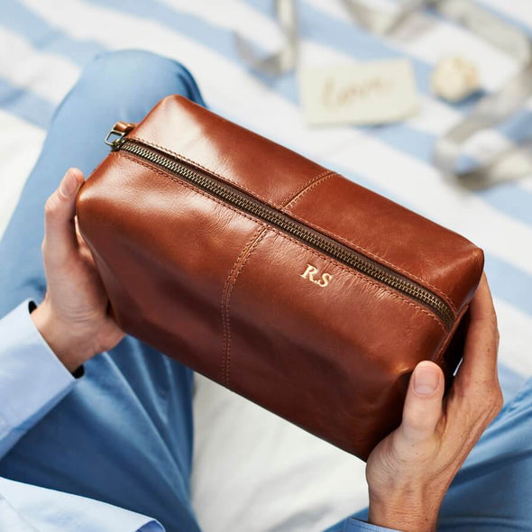 Usher Leather Wash Bag